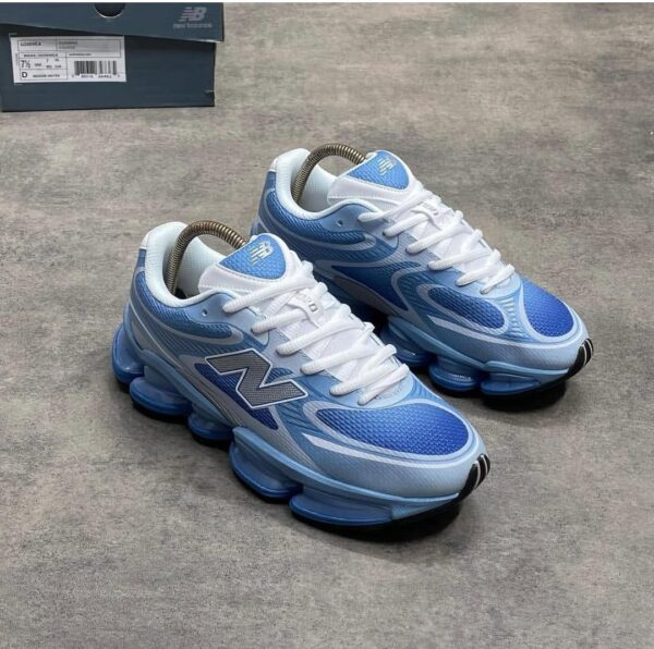 New Balance Abzorb 2000